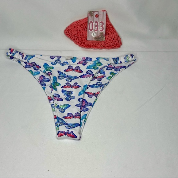 Butterfly Printed Bikini Bottom only Size Large - Picture 3 of 8